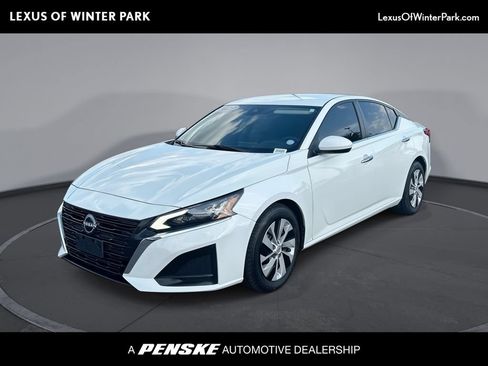 Used 2023 Nissan Altima 2.5 S FWD image 1