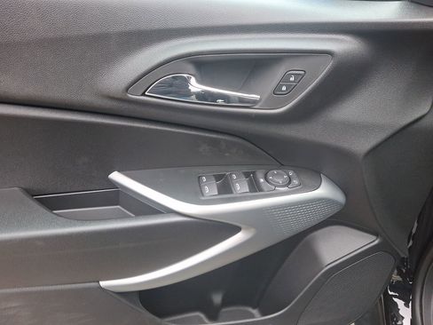 New 2026 Chevrolet Trax RS w/ Driver Confidence Package image 12