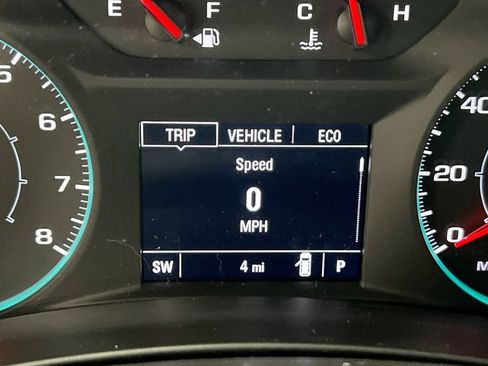 Used 2024 Chevrolet Equinox LS FWD image 12
