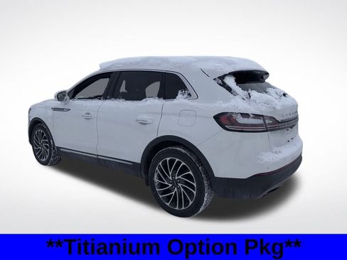 Used 2020 Lincoln Nautilus Reserve w/ Equipment Group 201A image 3