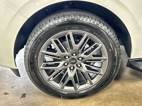 New 2026 Ford Expedition Platinum AWD/4WD image 34