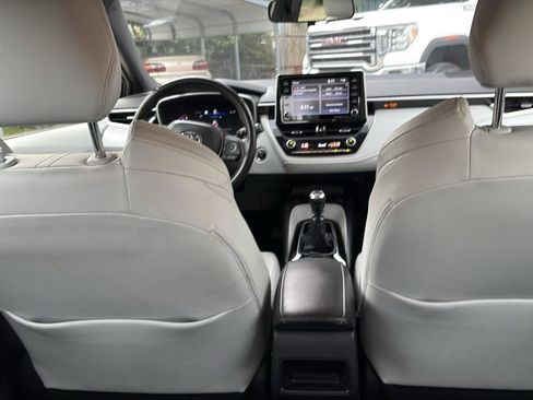 Used 2022 Toyota Corolla XSE FWD image 18