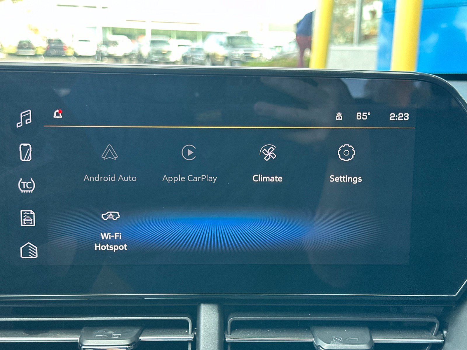 Used 2024 Chevrolet Trax RS FWD image 20