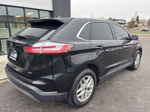 Used 2022 Ford Edge SEL image 9
