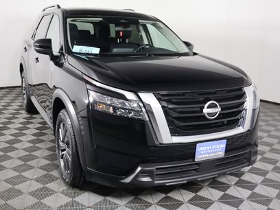 Used 2025 Nissan Pathfinder SV