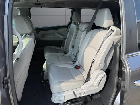 Used 2018 Honda Odyssey Touring image 20