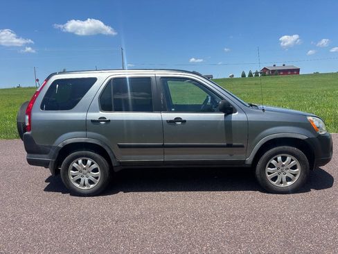 Used 2006 Honda CR-V EX image 2