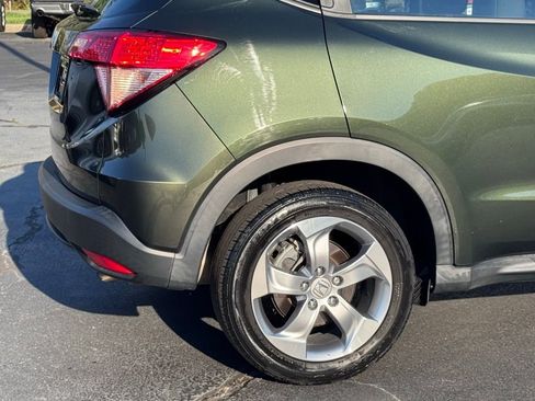 Used 2018 Honda HR-V LX image 6
