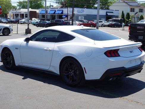 Used 2025 Ford Mustang GT RWD image 2