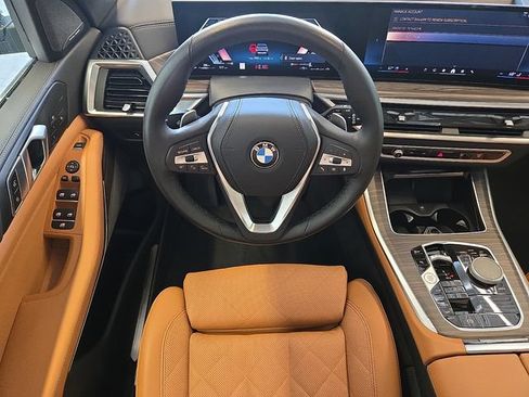 Used 2026 BMW X5 xDrive40i AWD/4WD image 11