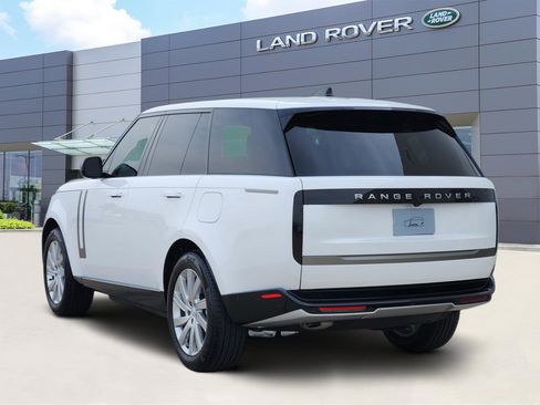 New 2025 Land Rover Range Rover SE image 4