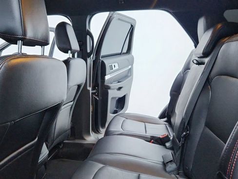 Used 2019 Ford Explorer Sport image 35