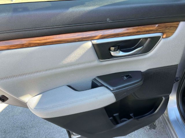 Used 2020 Honda CR-V EX image 17