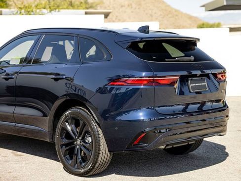 New 2026 Jaguar F-PACE R-Dynamic S image 10