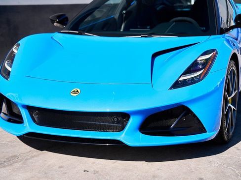 Used 2025 Lotus Emira RWD image 5
