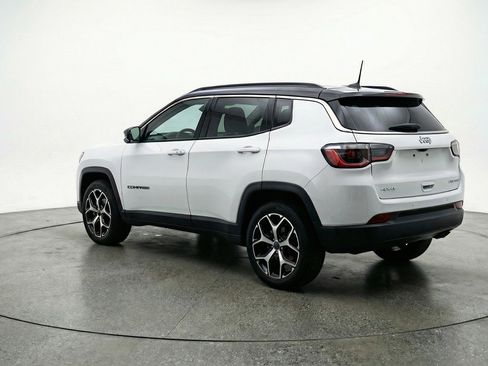 Used 2025 Jeep Compass Limited AWD/4WD image 6