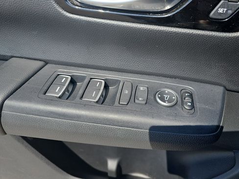 Used 2024 Honda CR-V EX-L image 24