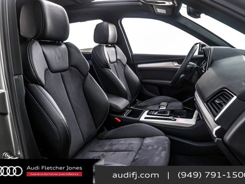Used 2024 Audi Q5 e Prestige w/ Prestige Package image 7