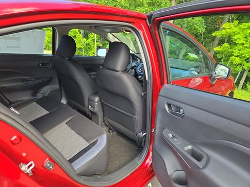 New 2025 Nissan Versa SV w/ Trunk Package image 17