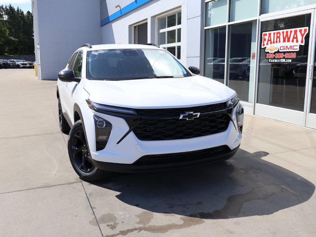 New 2026 Chevrolet Trax LT w/ Driver Confidence Package FWD image 34
