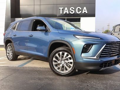 New 2025 Buick Enclave Preferred w/ Power Package