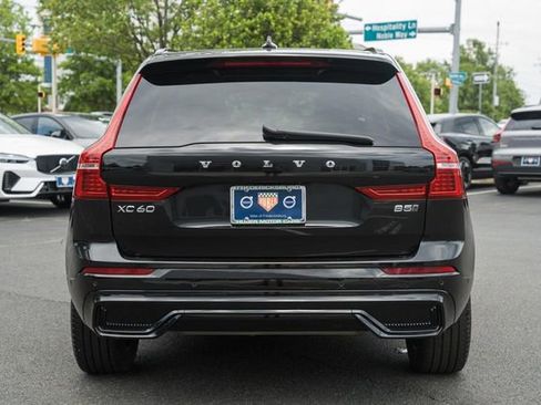 Certified 2025 Volvo XC60 B5 Plus w/ Climate Package AWD/4WD image 6