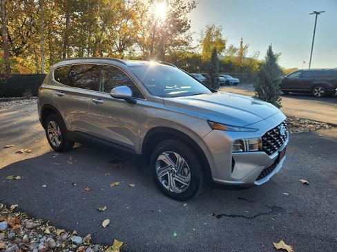 Certified 2023 Hyundai Santa Fe SEL image 7