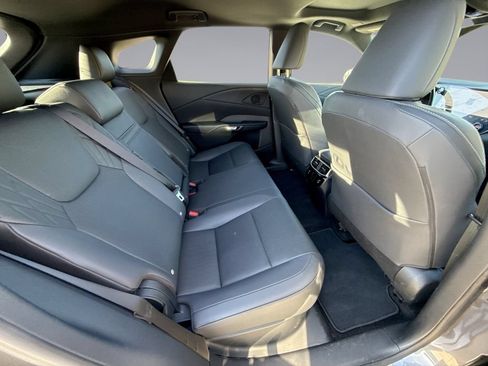 Used 2025 Lexus RX 350 Premium w/ Accessory Package (Z1) FWD image 17