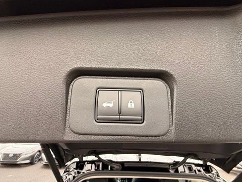 New 2026 Nissan Rogue SV image 17