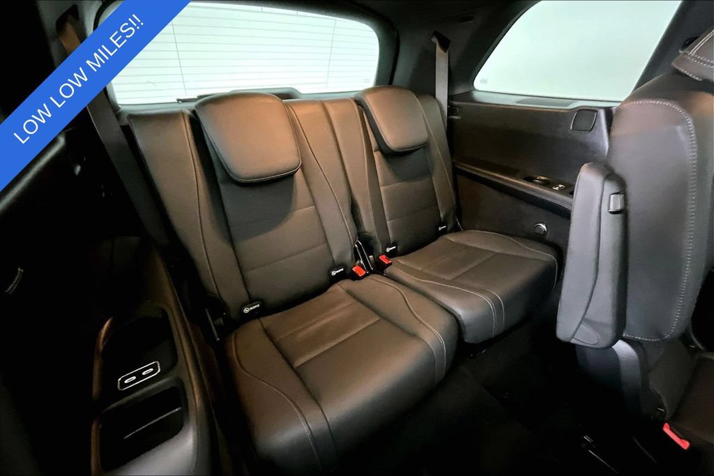 Used 2025 Mercedes-Benz GLS 450 4MATIC image 37