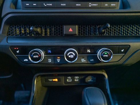 Used 2023 Honda CR-V EX image 25