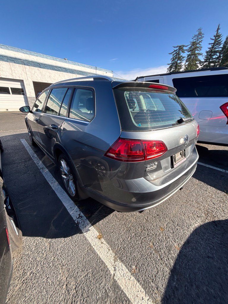 Used 2017 Volkswagen Golf Alltrack SEL AWD/4WD image 7