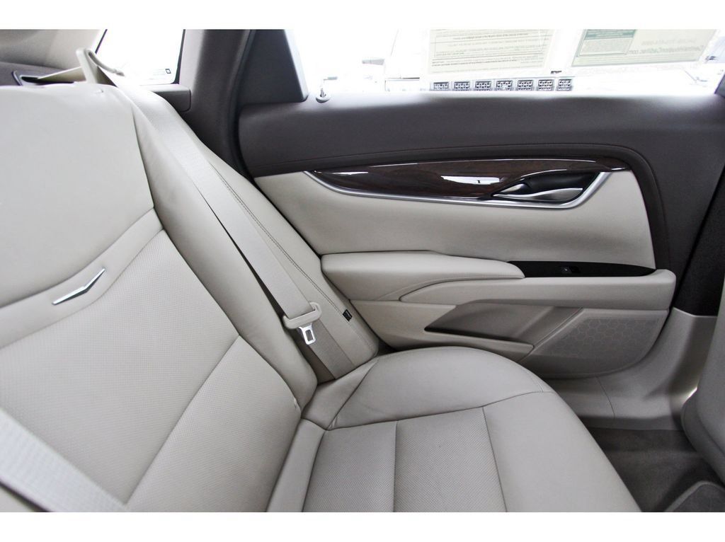 Used 2014 Cadillac XTS Luxury w/ Driver Awareness Package FWD image 11