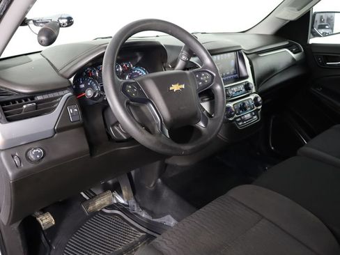 Used 2019 Chevrolet Tahoe 2WD w/ Remote Keyless Entry Package image 18