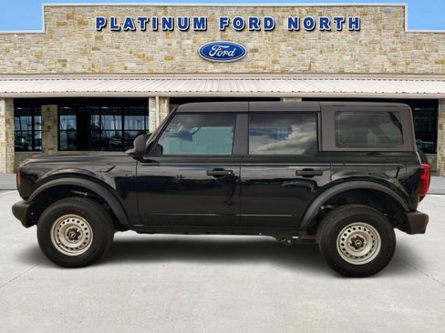 New 2026 Ford Bronco 4-Door AWD/4WD image 3