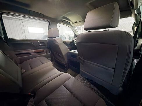 Used 2017 GMC Sierra 2500 SLE w/ Suspension Package, Off-Road image 11