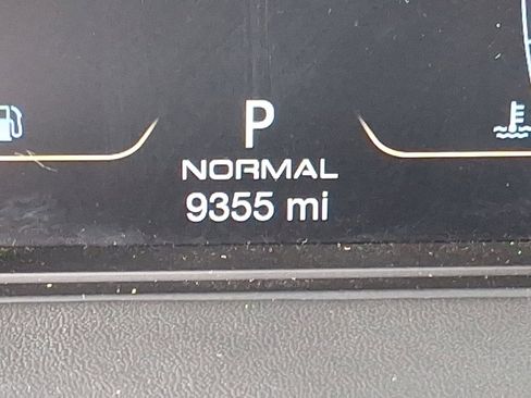 Used 2022 Maserati Levante Modena S image 21