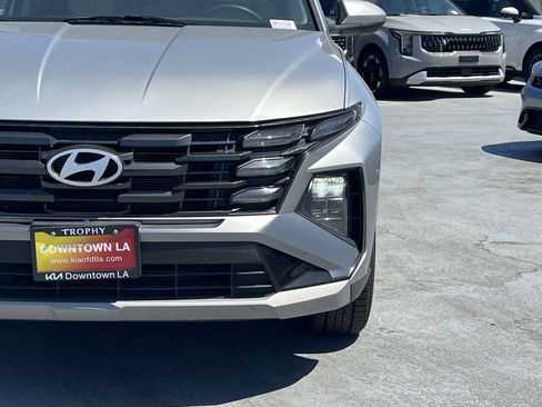 Used 2025 Hyundai Tucson SEL FWD image 13