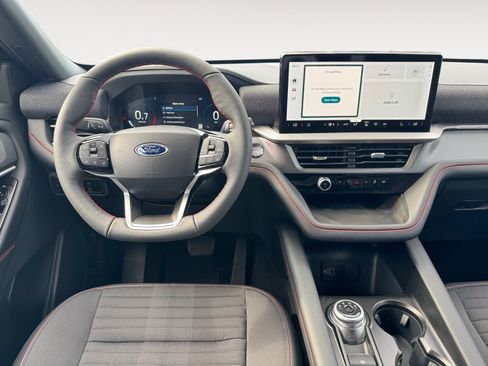 New 2026 Ford Explorer ST-Line AWD/4WD image 13