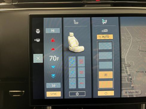 Used 2024 Land Rover Range Rover Long Wheelbase SE image 12