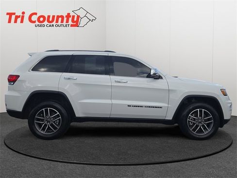 Used 2022 Jeep Grand Cherokee Limited image 9