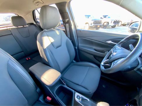 Used 2023 Buick Encore GX Select w/ Sport Touring Package image 26