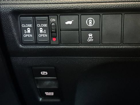 Certified 2024 Honda Odyssey Sport image 33