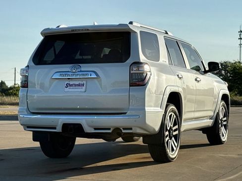 Used 2023 Toyota 4Runner Limited AWD/4WD image 7