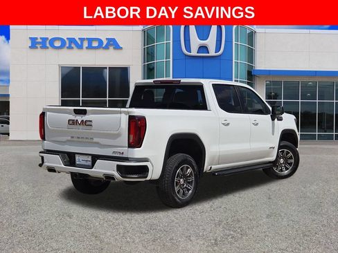Used 2025 GMC Sierra 1500 AT4 AWD/4WD image 3
