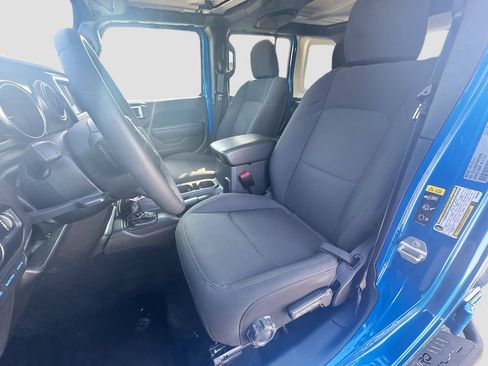 Used 2023 Jeep Wrangler Unlimited AWD/4WD image 22