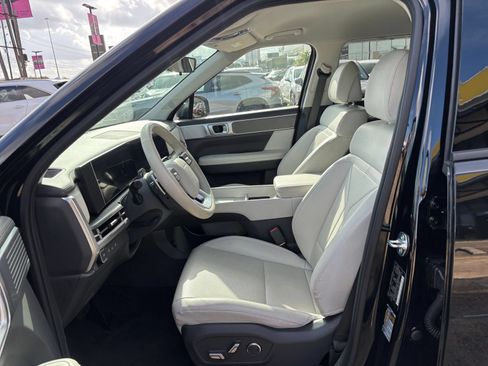 Used 2026 Hyundai Santa Fe SEL FWD image 29