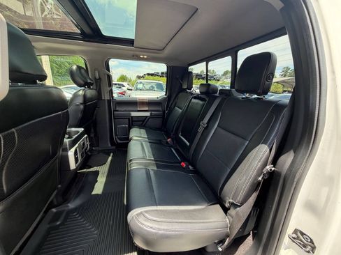 Used 2017 Ford F150 Lariat w/ Equipment Group 502A Luxury AWD/4WD image 20