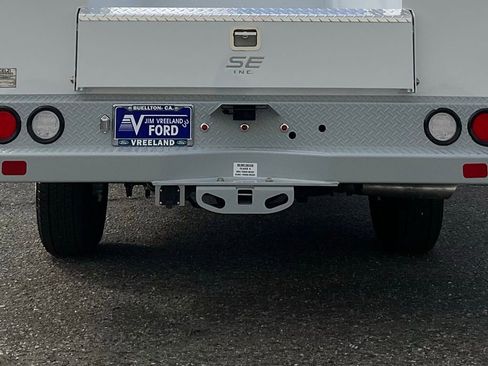 New 2025 Ford F350 XL w/ XL Chrome Package image 18