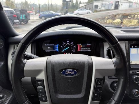 Used 2016 Ford Expedition Limited w/ Equipment Group 301A image 12